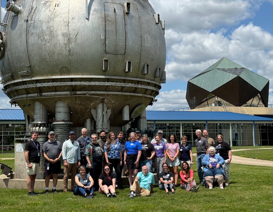 Picture of 2024 Data Campers at Fermilab.